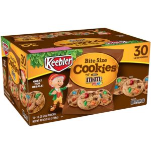 Hele doos met M&M cookies uit Amerika. Deze mini koekjes zijn zeer populair als Amerikaanse choco cookie