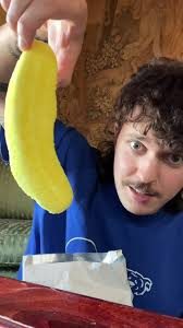 Nederlands Grootste Banana Merengue 2 stuks